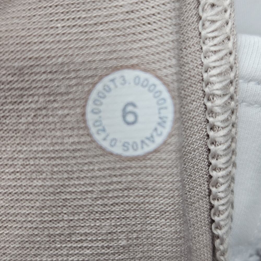 Lululemon White Energy Sports Bra High Neck Support Women’s Size 6 - Picture 7 of 7